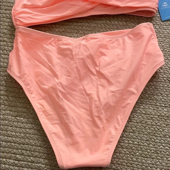 Cupshe Peach Bikini Set - Picture 3 of 7